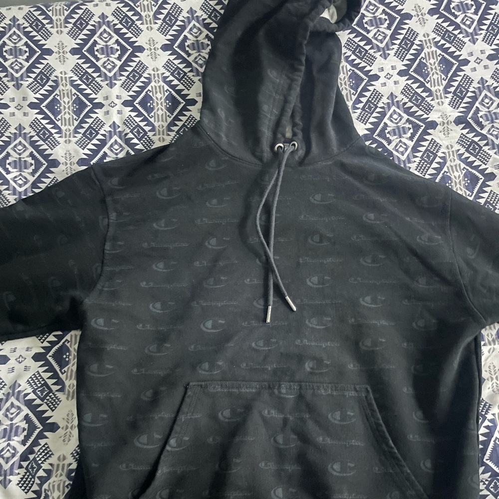 Champion black hoodie medium size